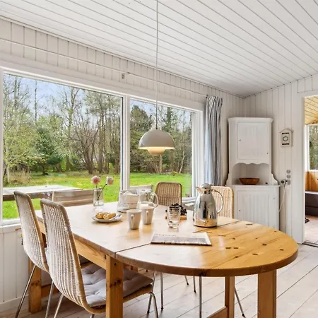 Karl - 4km From The Sea By Interhome Nyaraló *